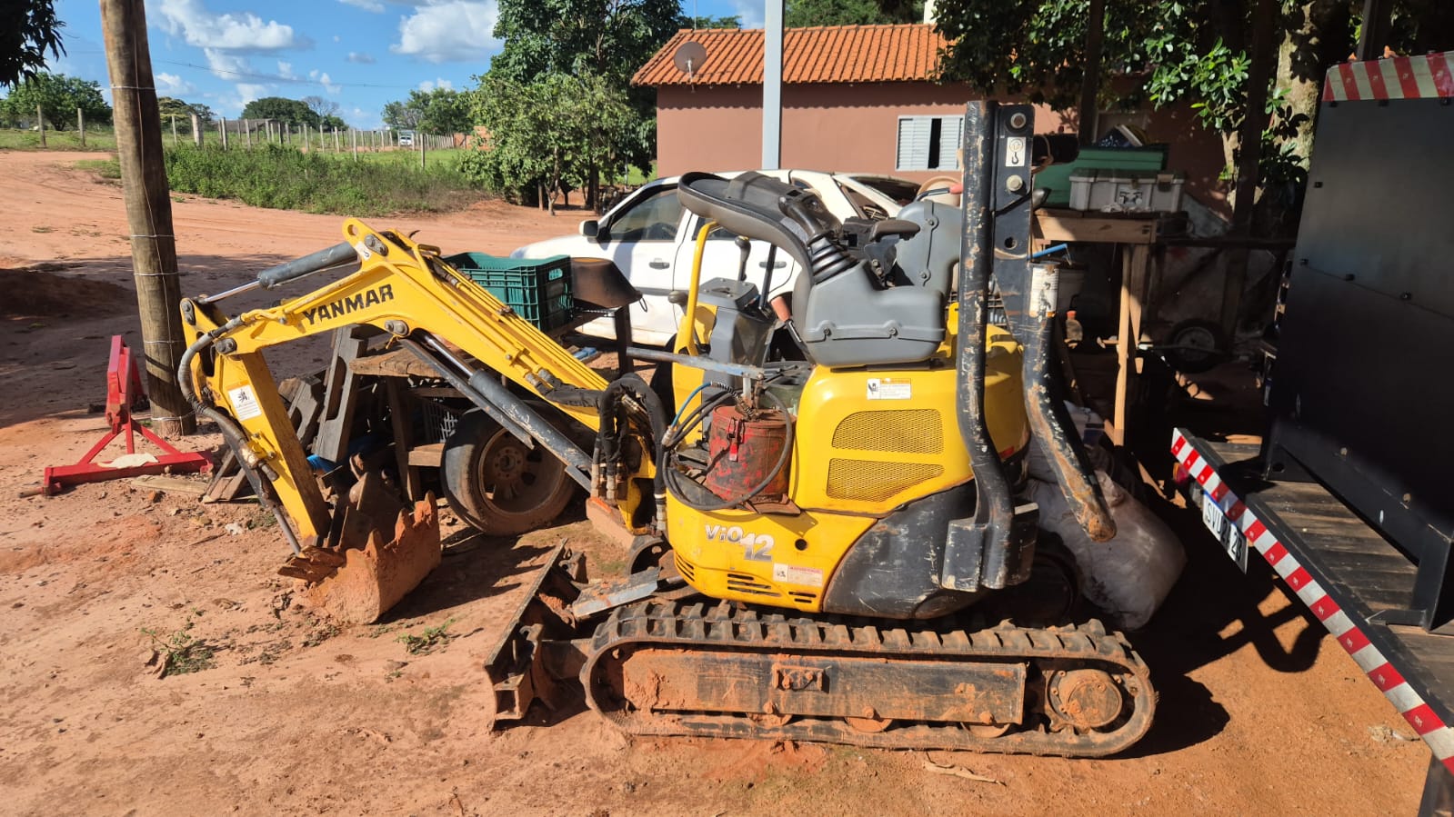 Escavadeira hidráulica em obra